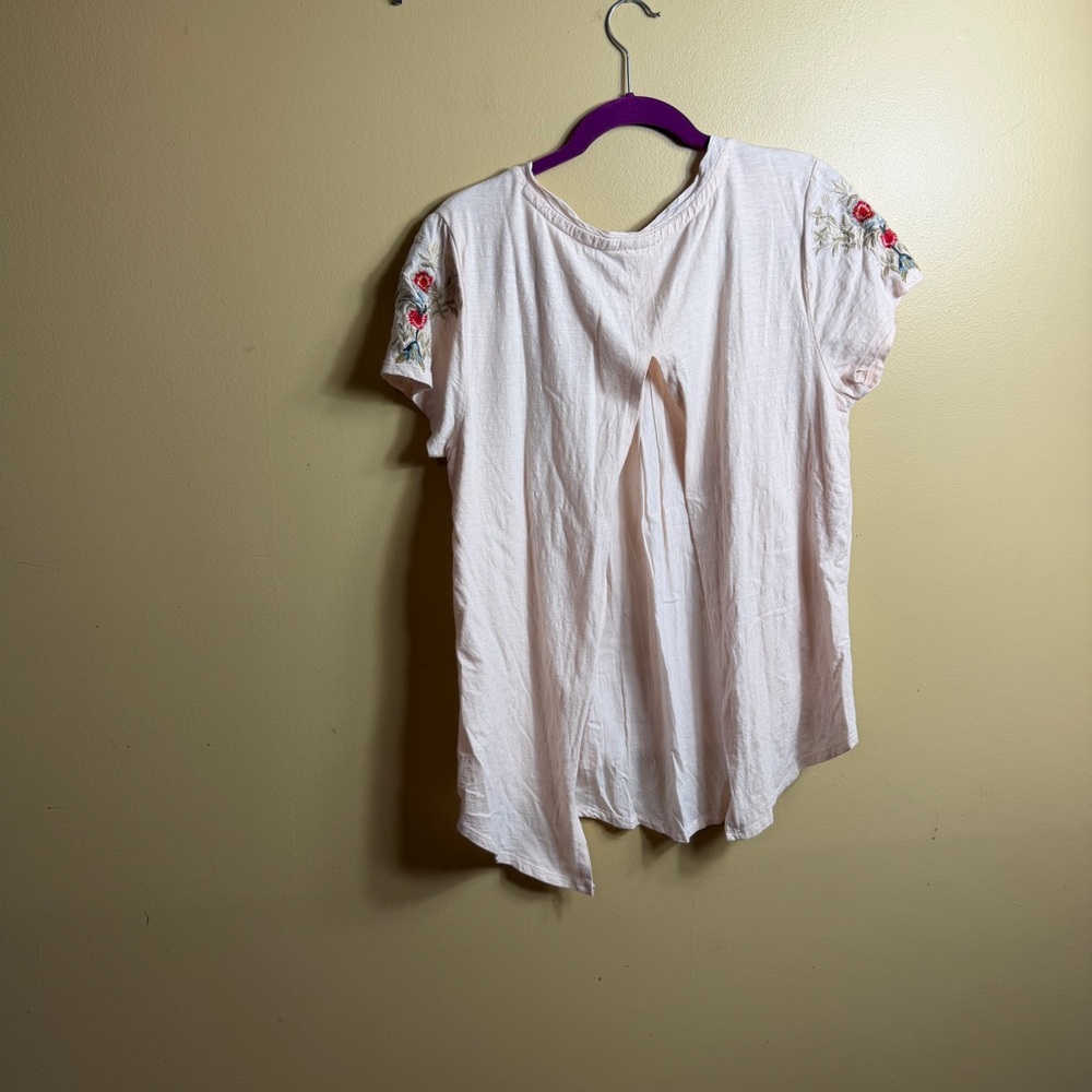 Sundance Embroidered Cream Blouse with Multicolor Floral Accents - Picture 7 of 9